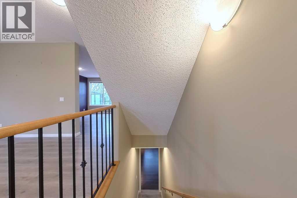149 Rockborough Green NW, Calgary, Alberta  T3G 5S8 - Photo 40 - A2339089