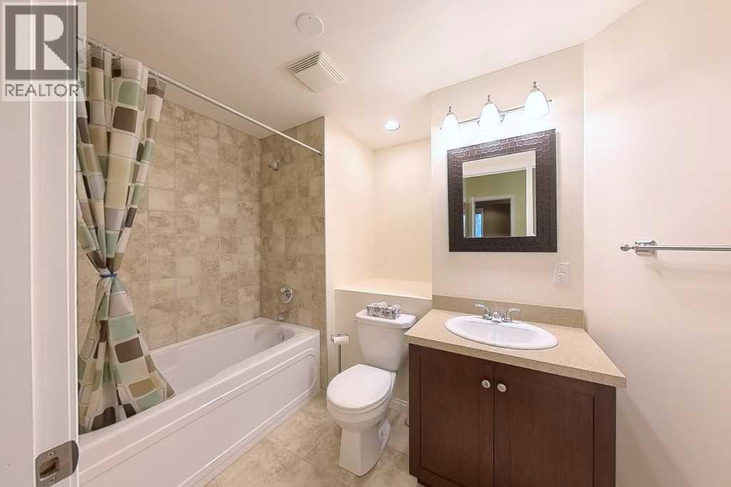 149 Rockborough Green NW, Calgary, Alberta  T3G 5S8 - Photo 44 - A2339089