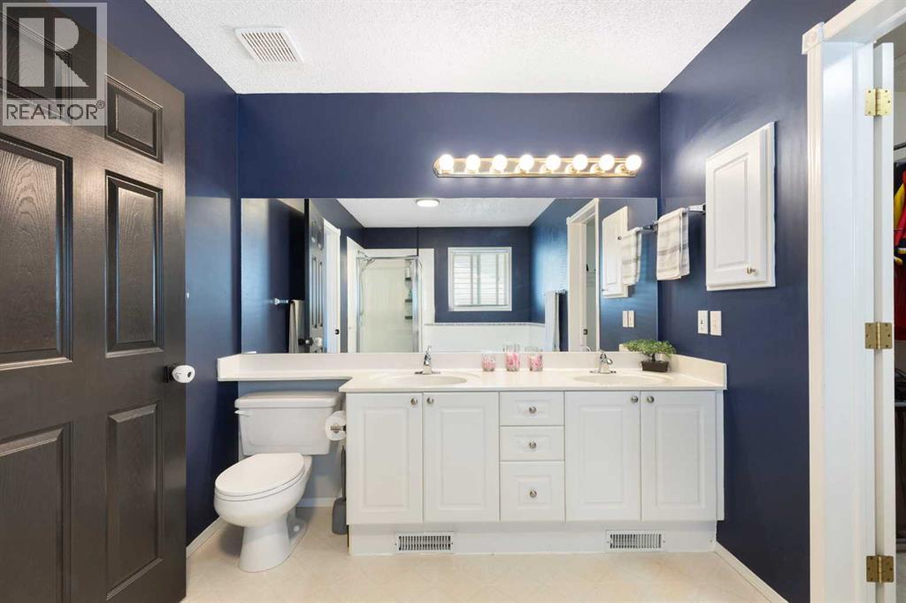 117 Lakeview Shores, Chestermere, Alberta  T1X 1H1 - Photo 18 - A2337173