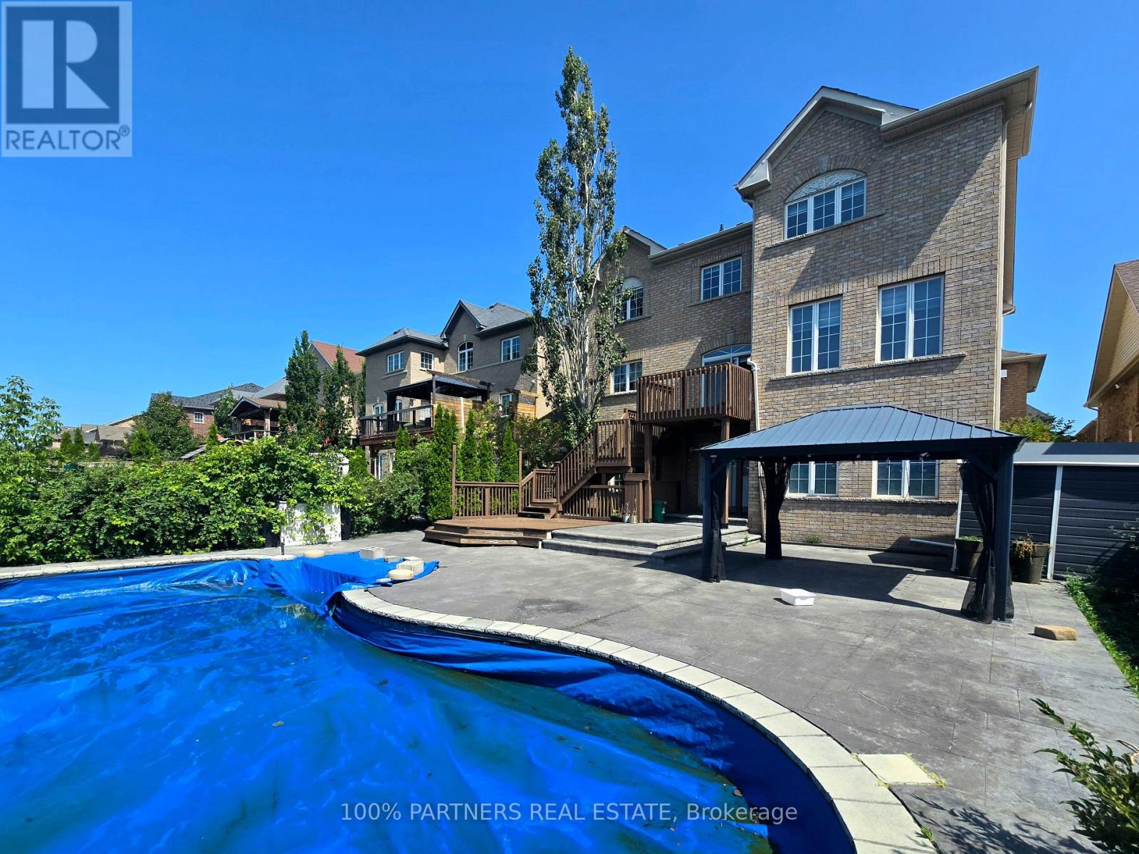 8 St. Philip Court, Whitby, Ontario L1P 0A5 - Photo 47 - E13698216