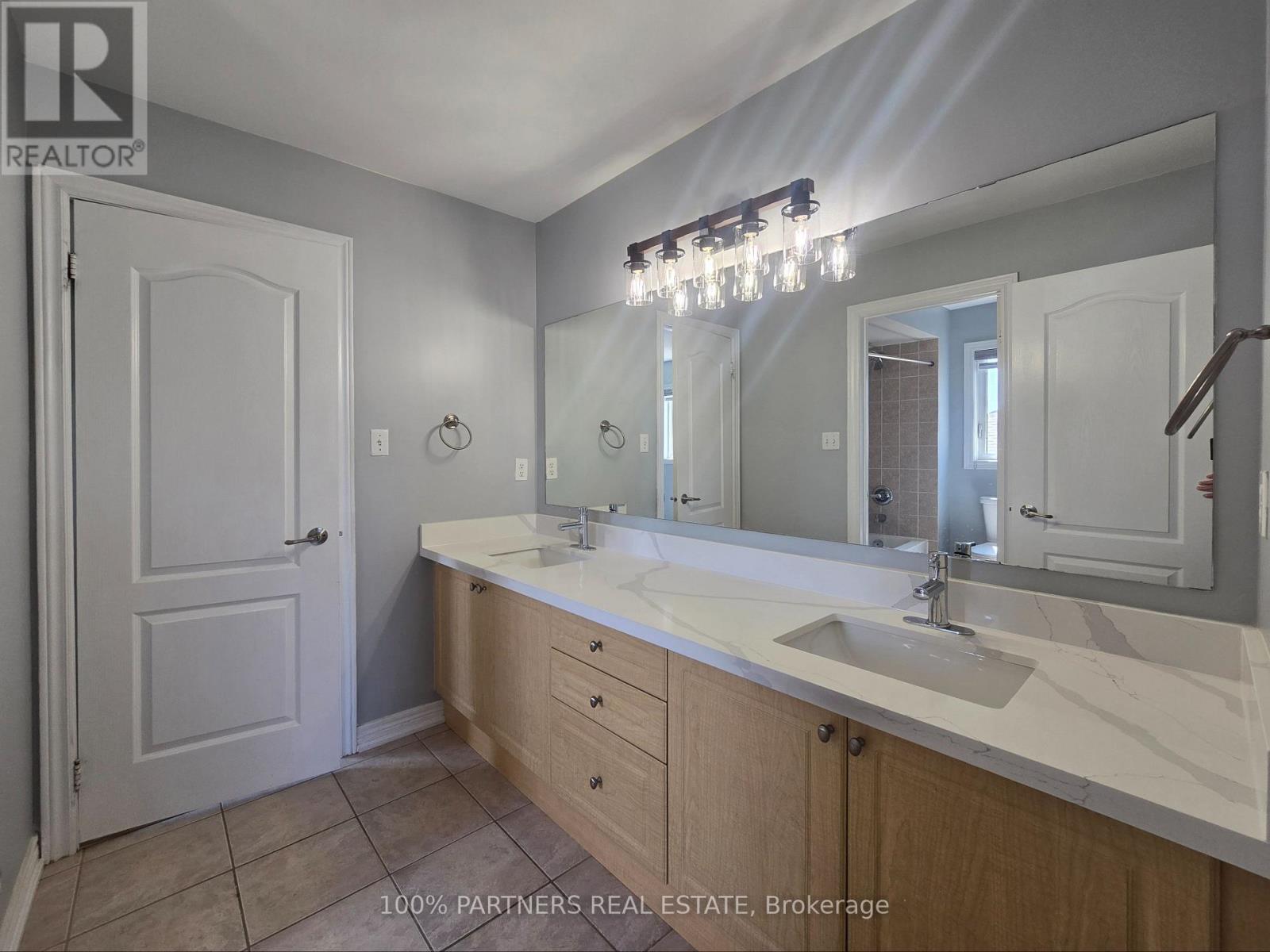 8 St. Philip Court, Whitby, Ontario L1P 0A5 - Photo 29 - E13698216