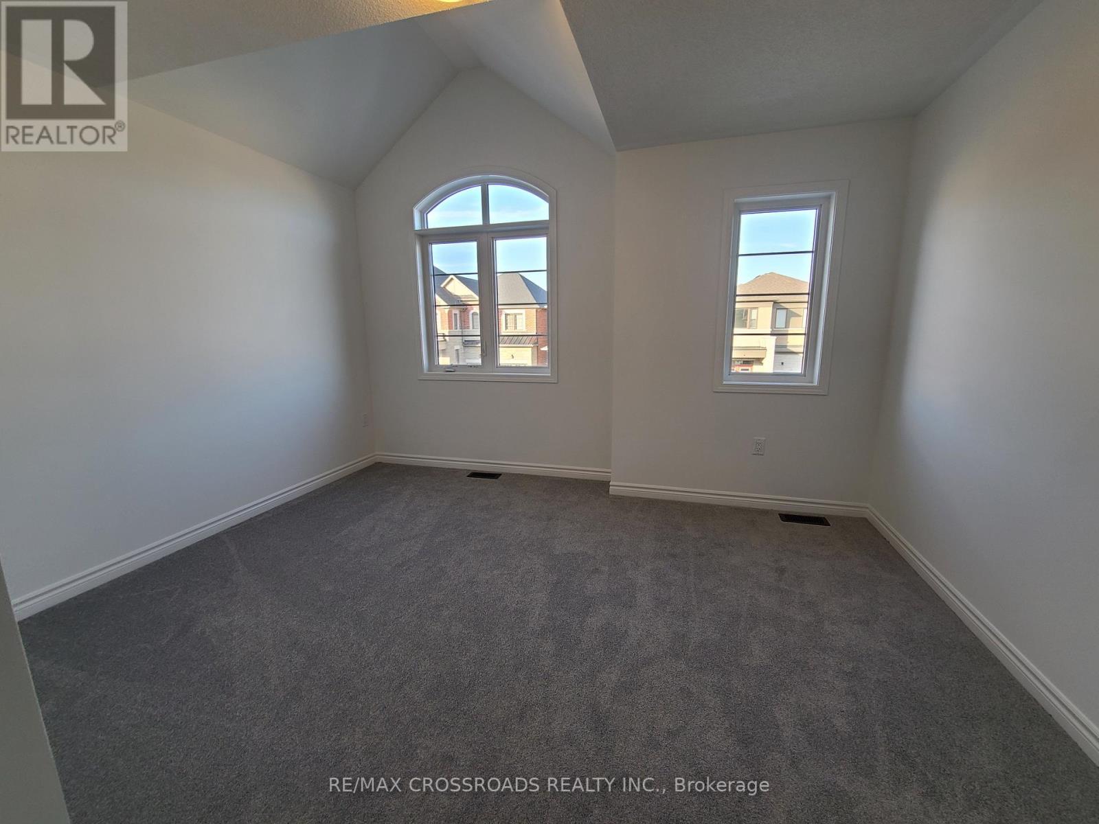 2916 Scotch Pine Lane, Pickering, Ontario L1X 0N9 - Photo 14 - E13699250