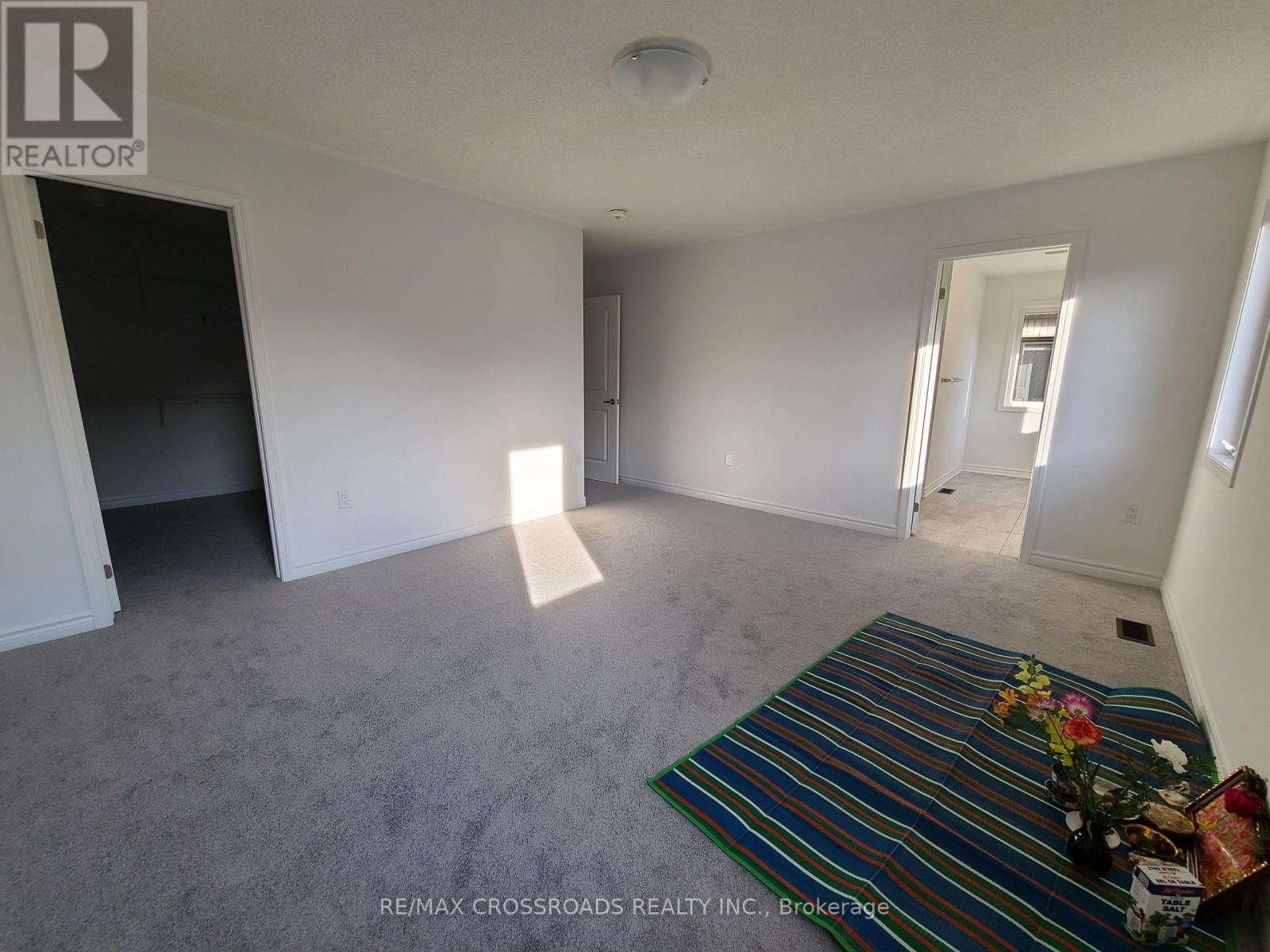 2916 Scotch Pine Lane, Pickering, Ontario L1X 0N9 - Photo 13 - E13699250