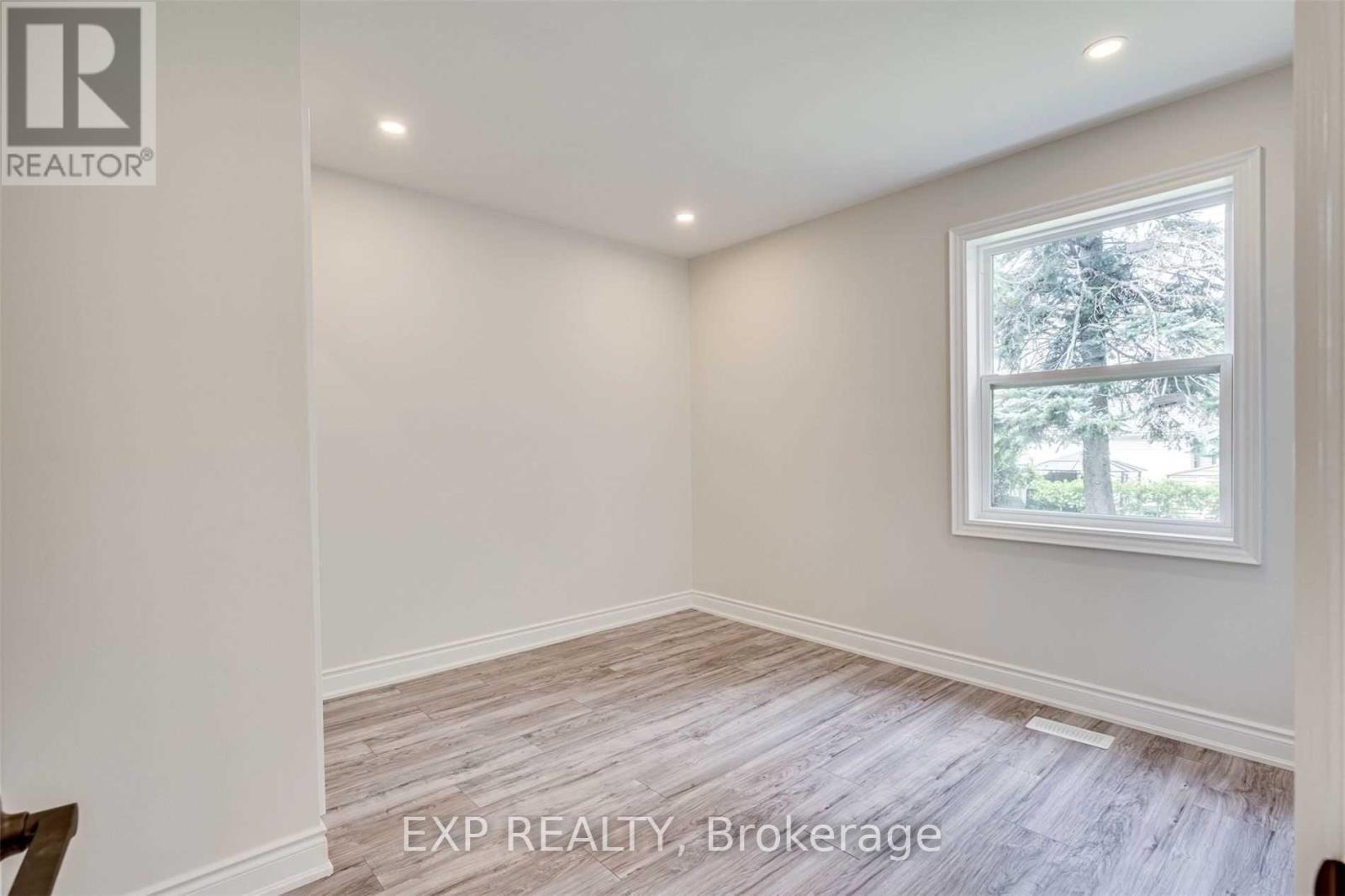 Upper - 487 Brucedale Avenue E, Hamilton, Ontario L8V 1P1 - Photo 8 - X13697096