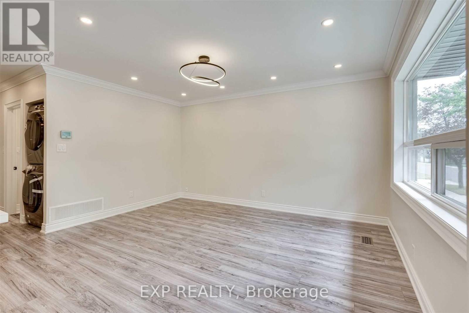 Upper - 487 Brucedale Avenue E, Hamilton, Ontario L8V 1P1 - Photo 6 - X13697096
