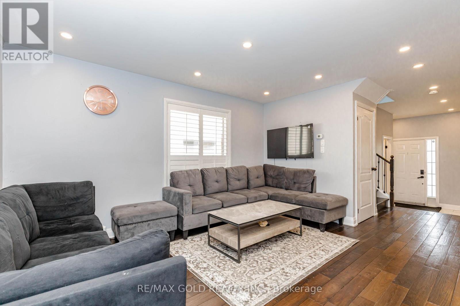 28 Rivermere Court, Brampton, Ontario L7A 1R4 - Photo 11 - W13191326