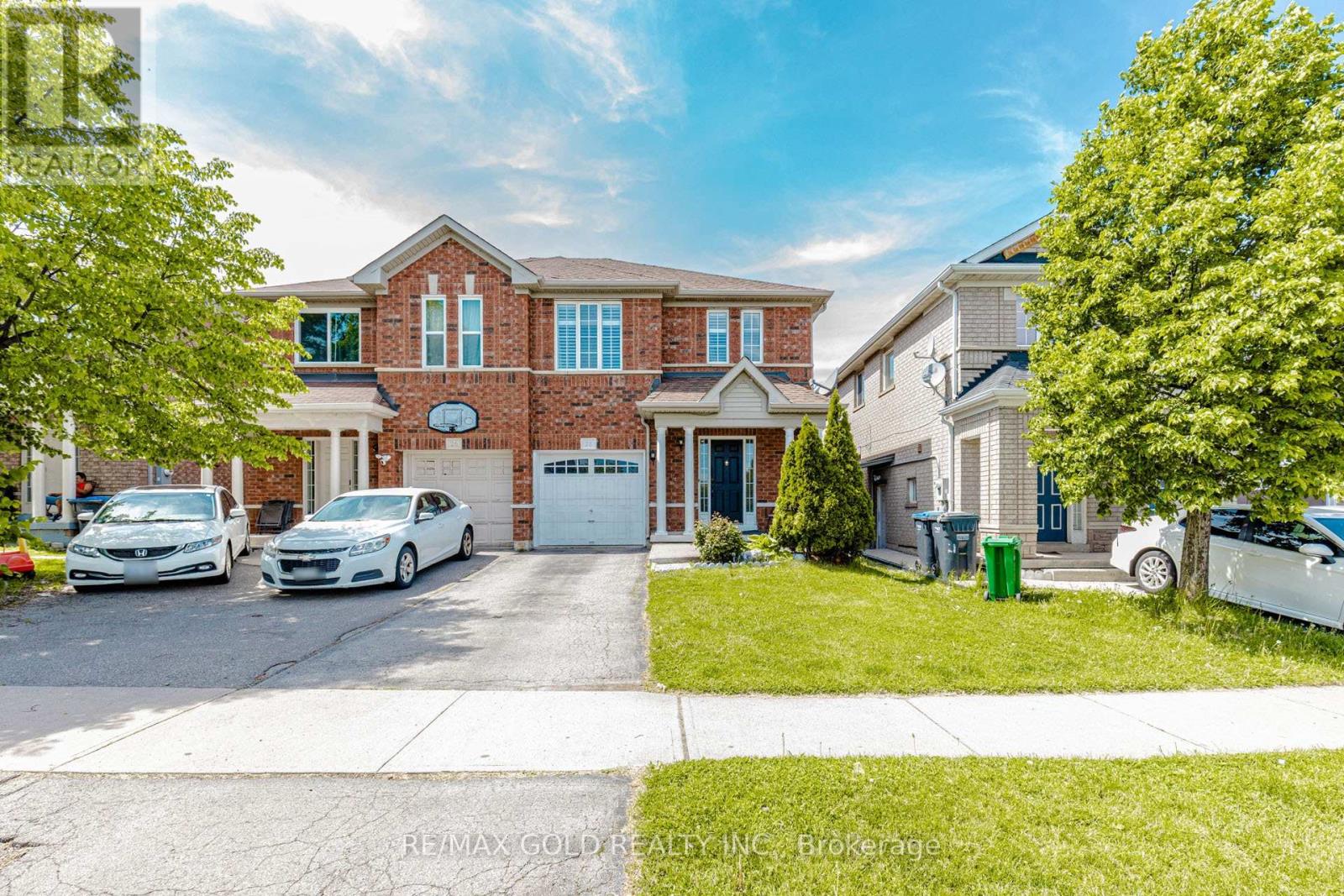 28 RIVERMERE COURT, Brampton, Ontario