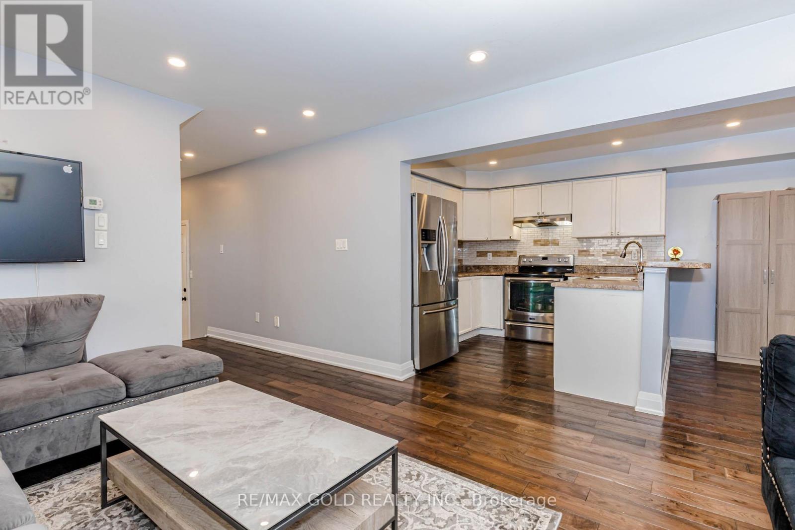 28 Rivermere Court, Brampton, Ontario L7A 1R4 - Photo 12 - W13191326