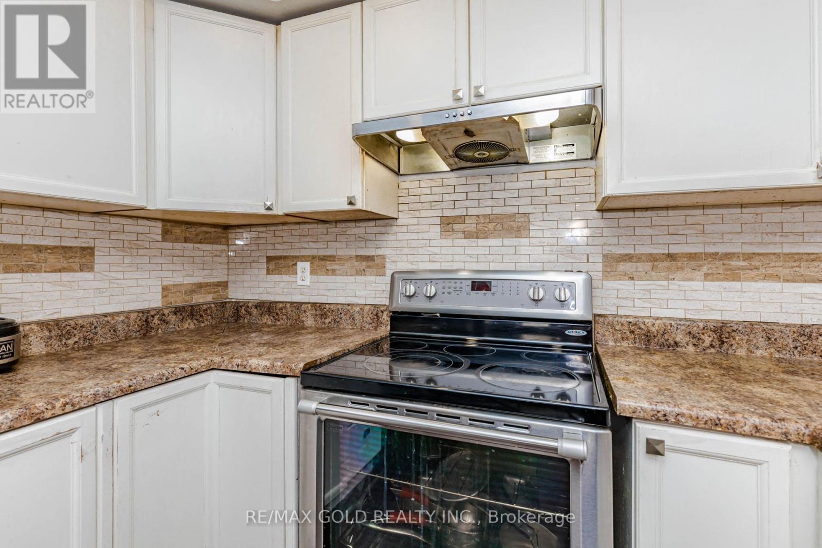 28 Rivermere Court, Brampton, Ontario L7A 1R4 - Photo 18 - W13191326