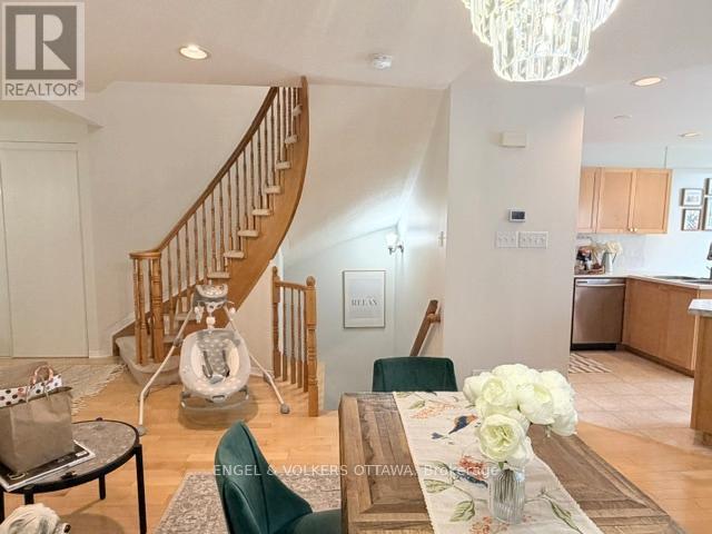 124 Landover Crescent, Ottawa, Ontario K2M 2W2 - Photo 9 - X13511512