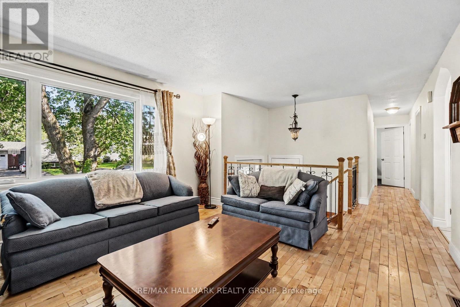 52 Castlebeau Street, Russell, Ontario  K0A 1W0 - Photo 4 - X13703122