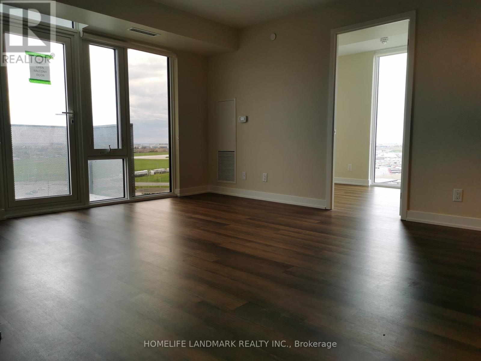 1215 - 38 Monte Kwinter Court, Toronto, Ontario  M3H 0E2 - Photo 12 - C13703104
