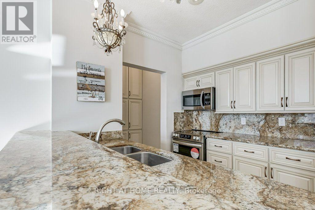 Ph2 - 25 Grenville Street, Toronto, Ontario M4Y 2X5 - Photo 12 - C13703124