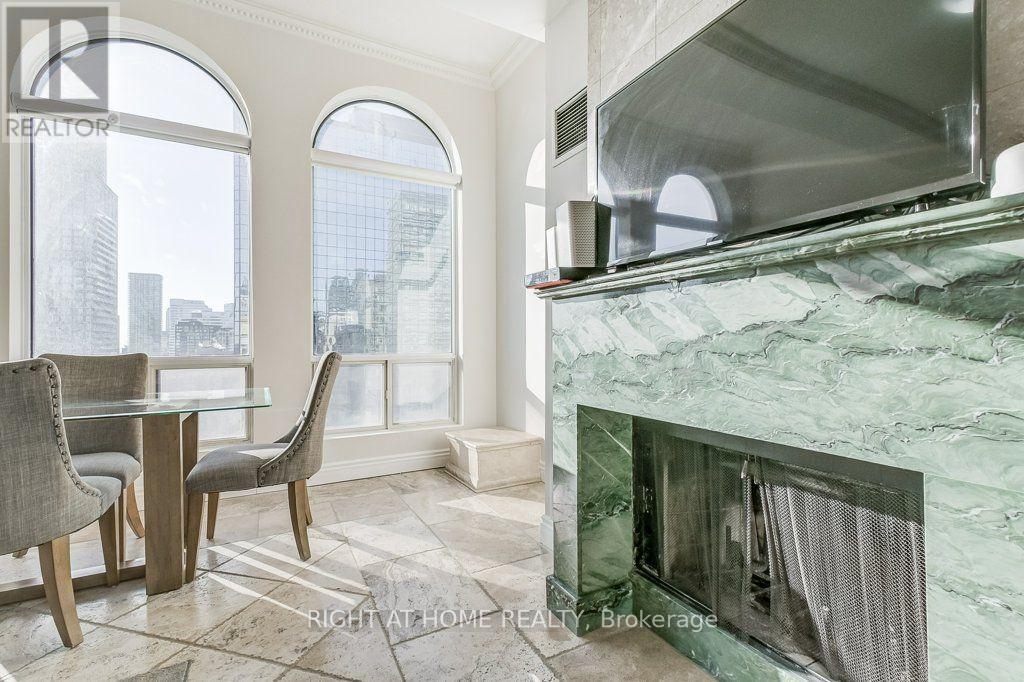 Ph2 - 25 Grenville Street, Toronto, Ontario M4Y 2X5 - Photo 18 - C13703124