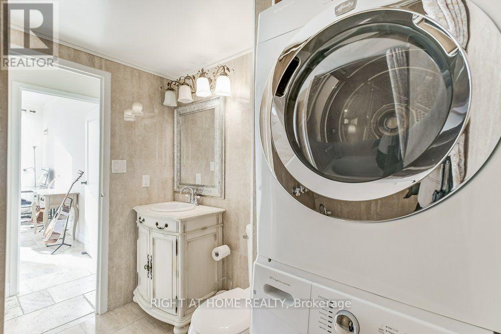 Ph2 - 25 Grenville Street, Toronto, Ontario M4Y 2X5 - Photo 23 - C13703124