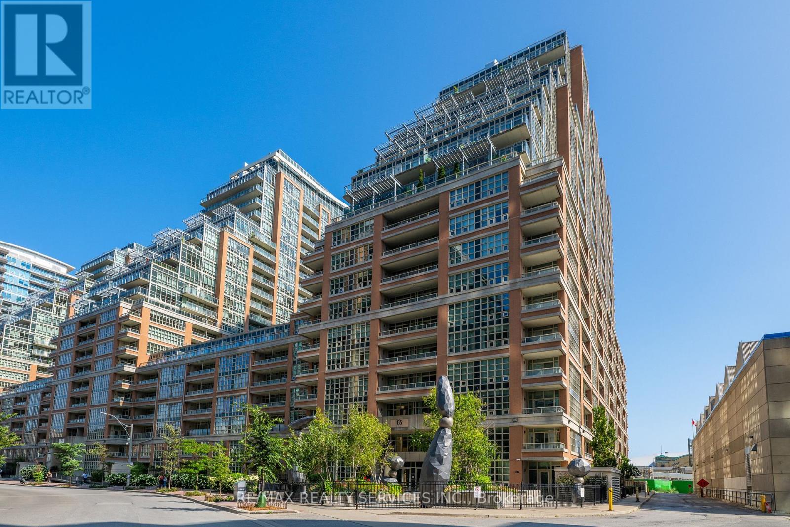 1802 - 85 East Liberty Street, Toronto, Ontario M6K 3R4 - Photo 1 - C13703130