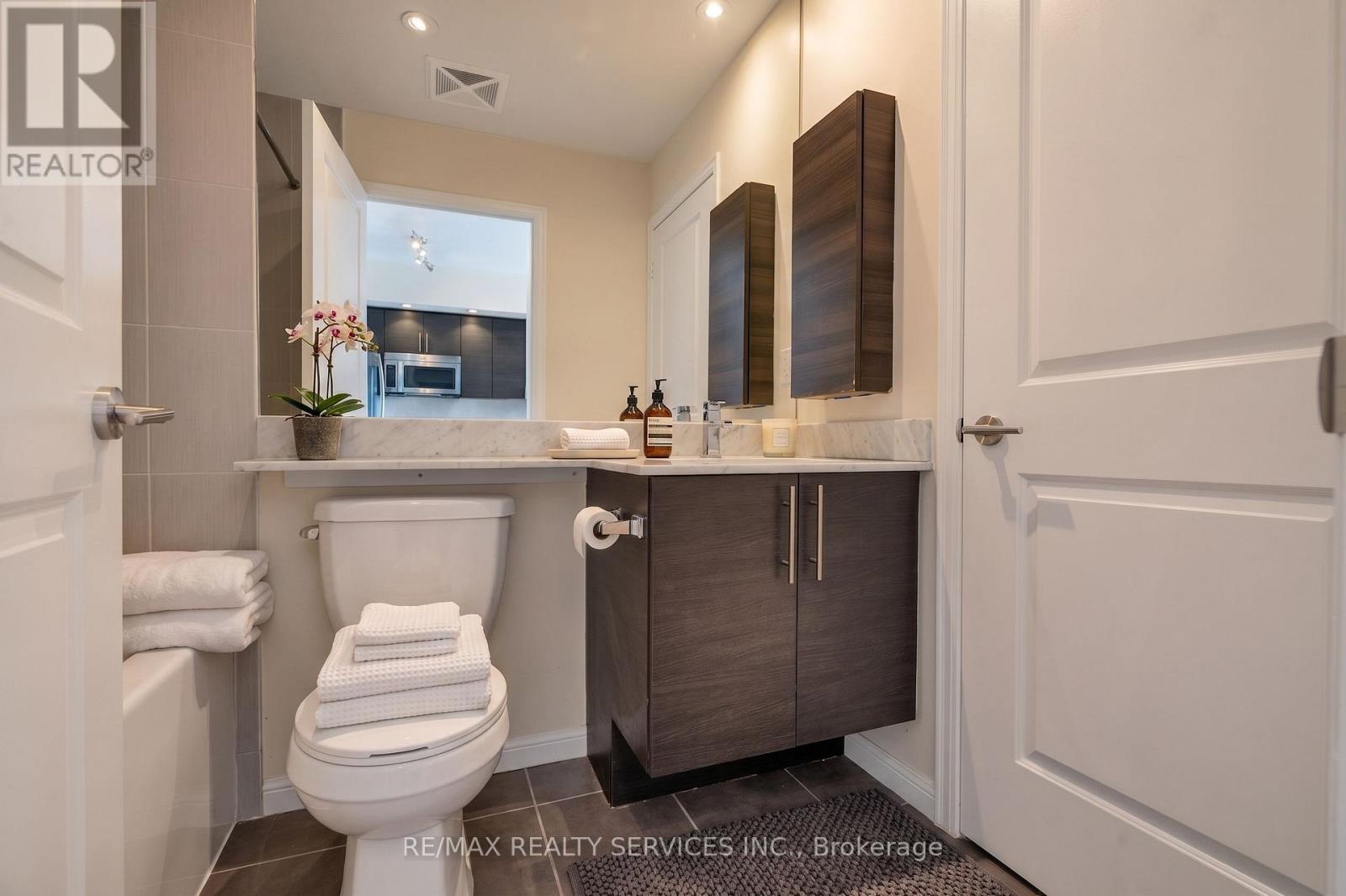 1802 - 85 East Liberty Street, Toronto, Ontario M6K 3R4 - Photo 11 - C13703130