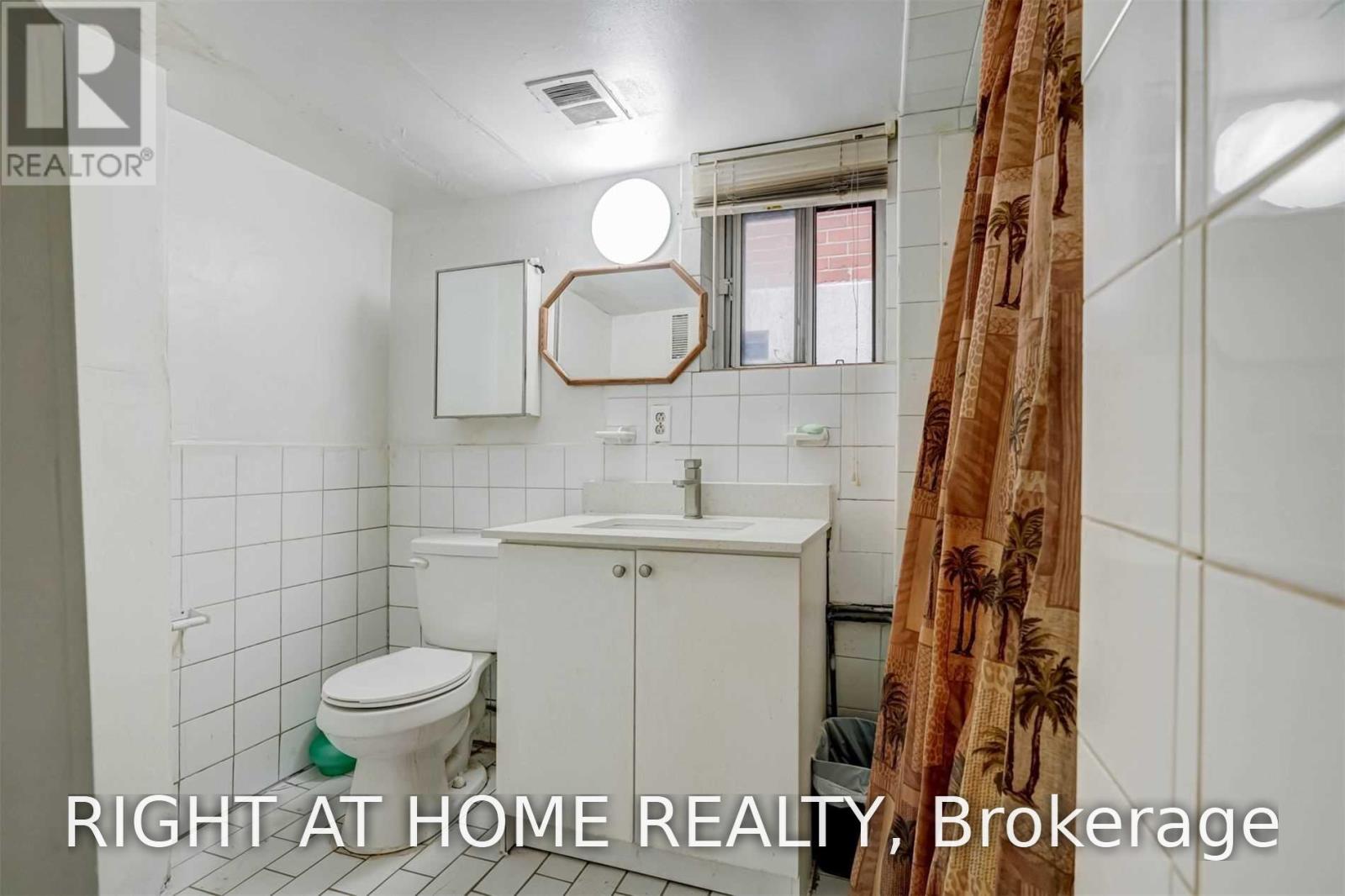 54 Byng Avenue, Toronto, Ontario M1L 3N7 - Photo 31 - E13703114