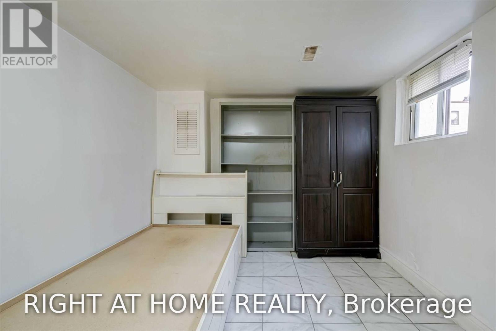 54 Byng Avenue, Toronto, Ontario M1L 3N7 - Photo 33 - E13703114