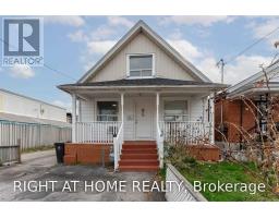 54 BYNG AVENUE, Toronto, Ontario