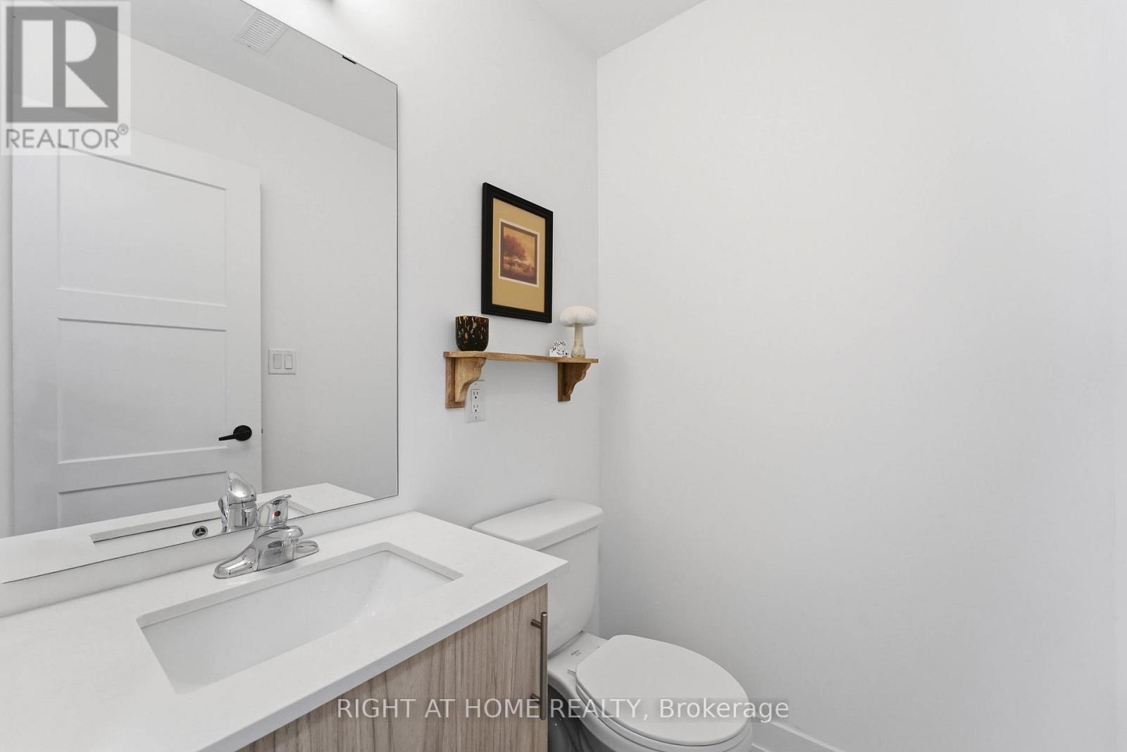 50 Hay Lane, Barrie, Ontario  L9J 0T6 - Photo 7 - S13703102