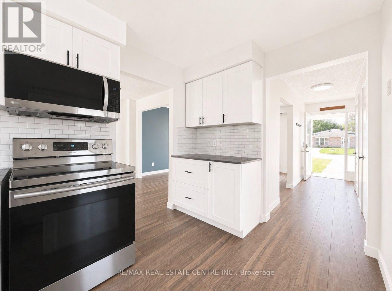 247 Eric Street, Clearview, Ontario  L0M 1S0 - Photo 12 - S13703118