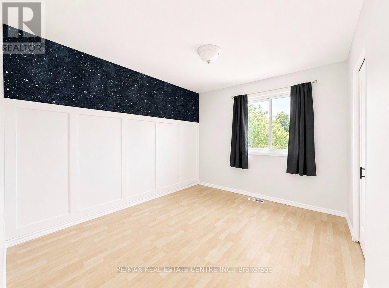 247 Eric Street, Clearview, Ontario  L0M 1S0 - Photo 23 - S13703118