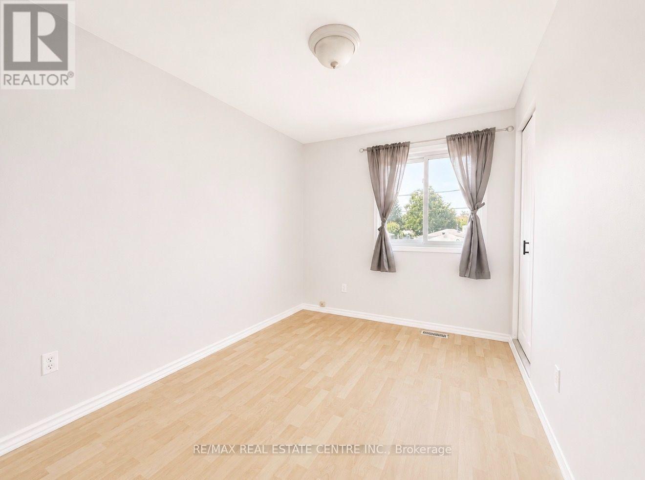 247 Eric Street, Clearview, Ontario  L0M 1S0 - Photo 26 - S13703118