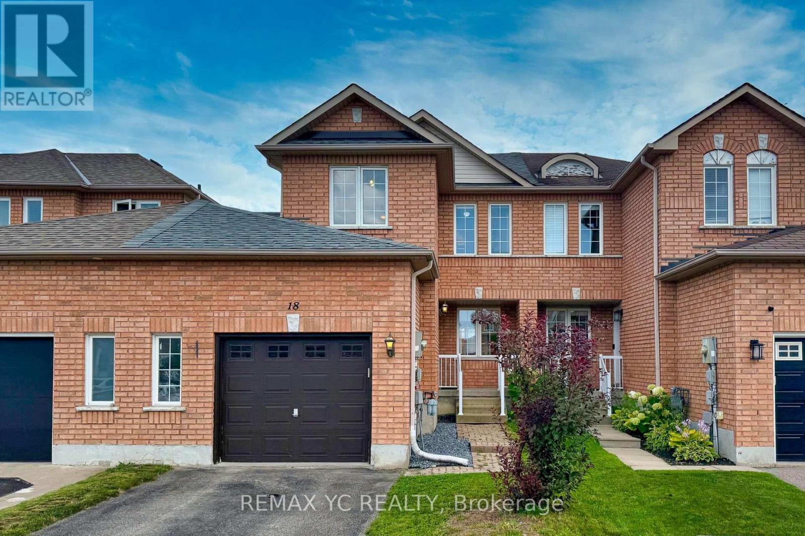 18 Coleman Drive, Barrie, Ontario L4N 0R4 - Photo 1 - S13703128
