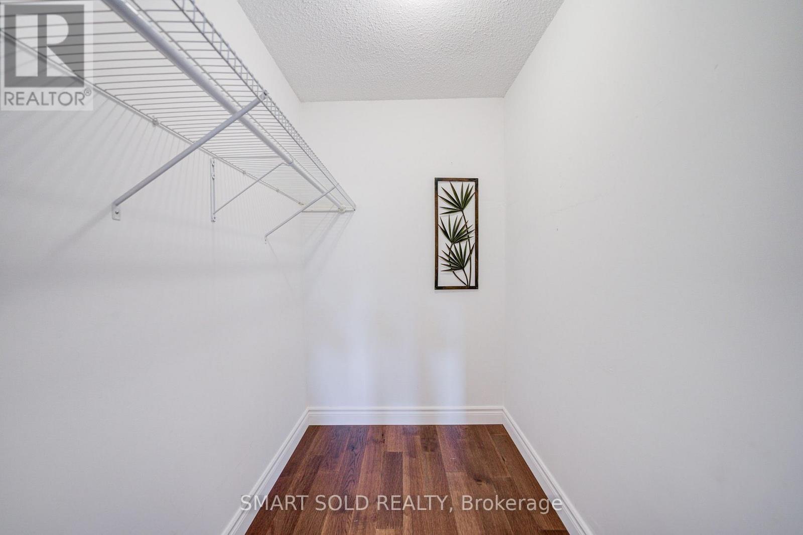 5818 Turney Drive, Mississauga, Ontario  L5M 2R8 - Photo 24 - W13703092