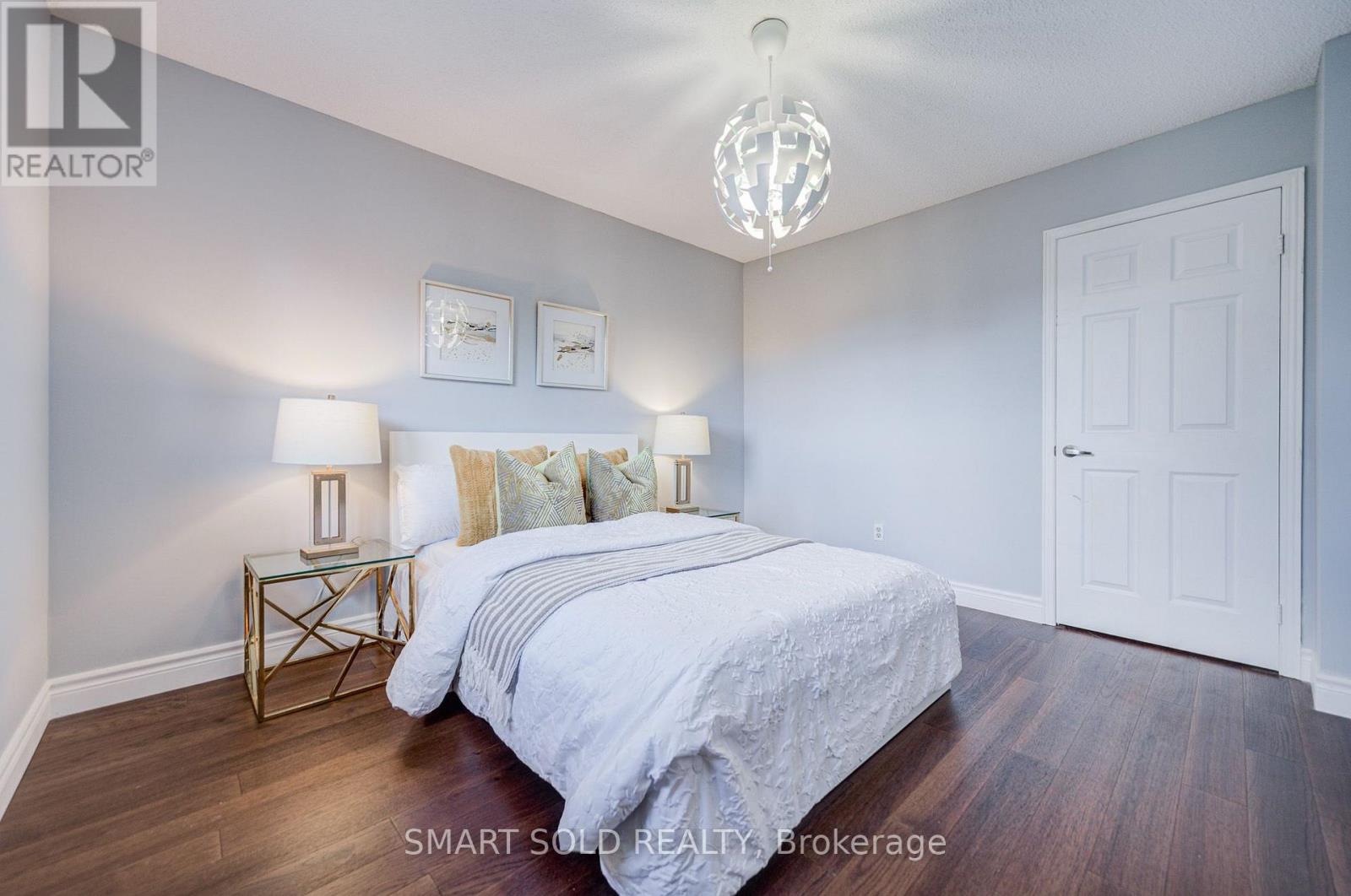 5818 Turney Drive, Mississauga, Ontario  L5M 2R8 - Photo 32 - W13703092