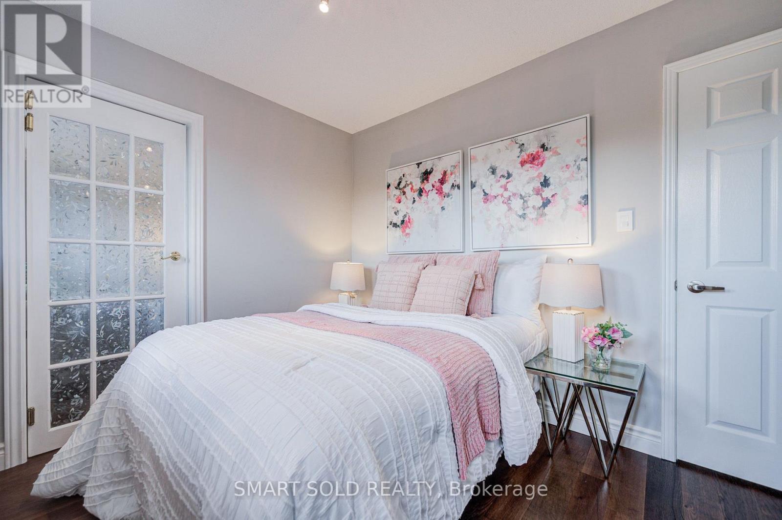 5818 Turney Drive, Mississauga, Ontario  L5M 2R8 - Photo 33 - W13703092