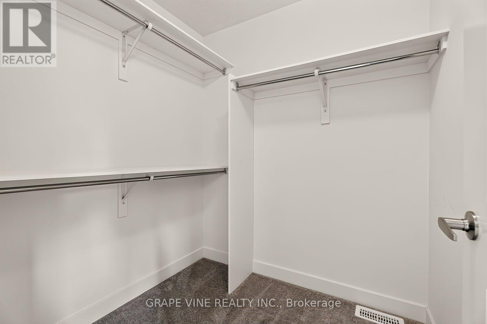 629 Knotridge Street, Ottawa, Ontario  K1W 0N7 - Photo 25 - X13703140