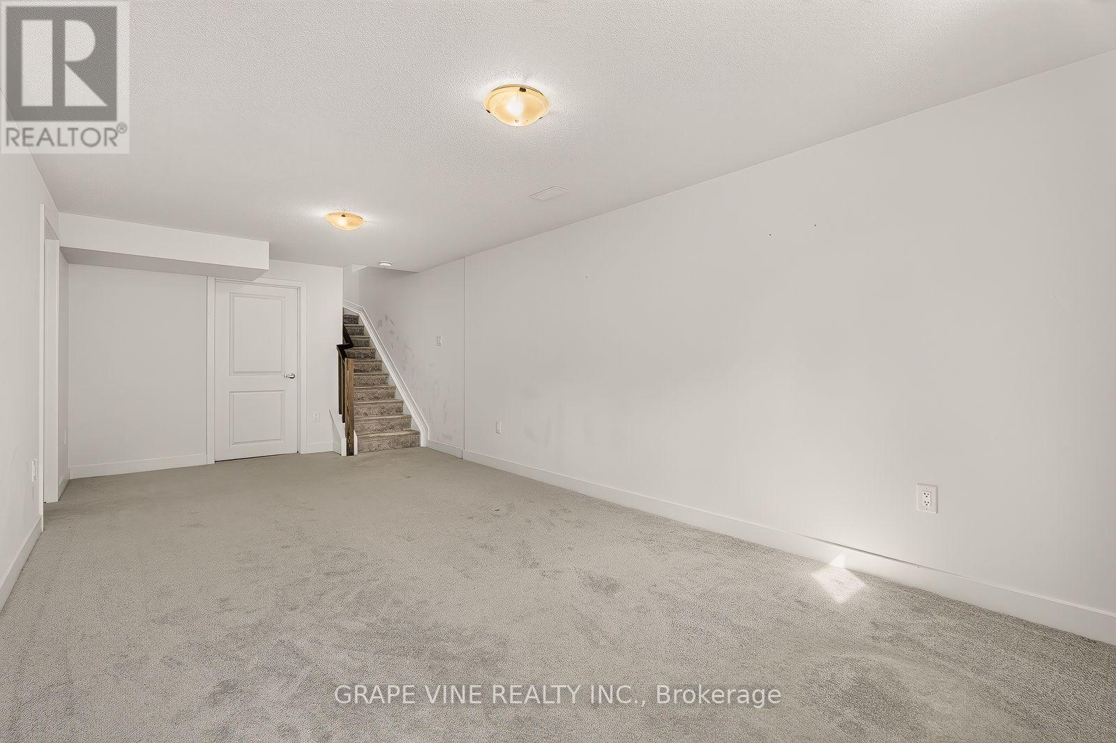 629 Knotridge Street, Ottawa, Ontario  K1W 0N7 - Photo 31 - X13703140