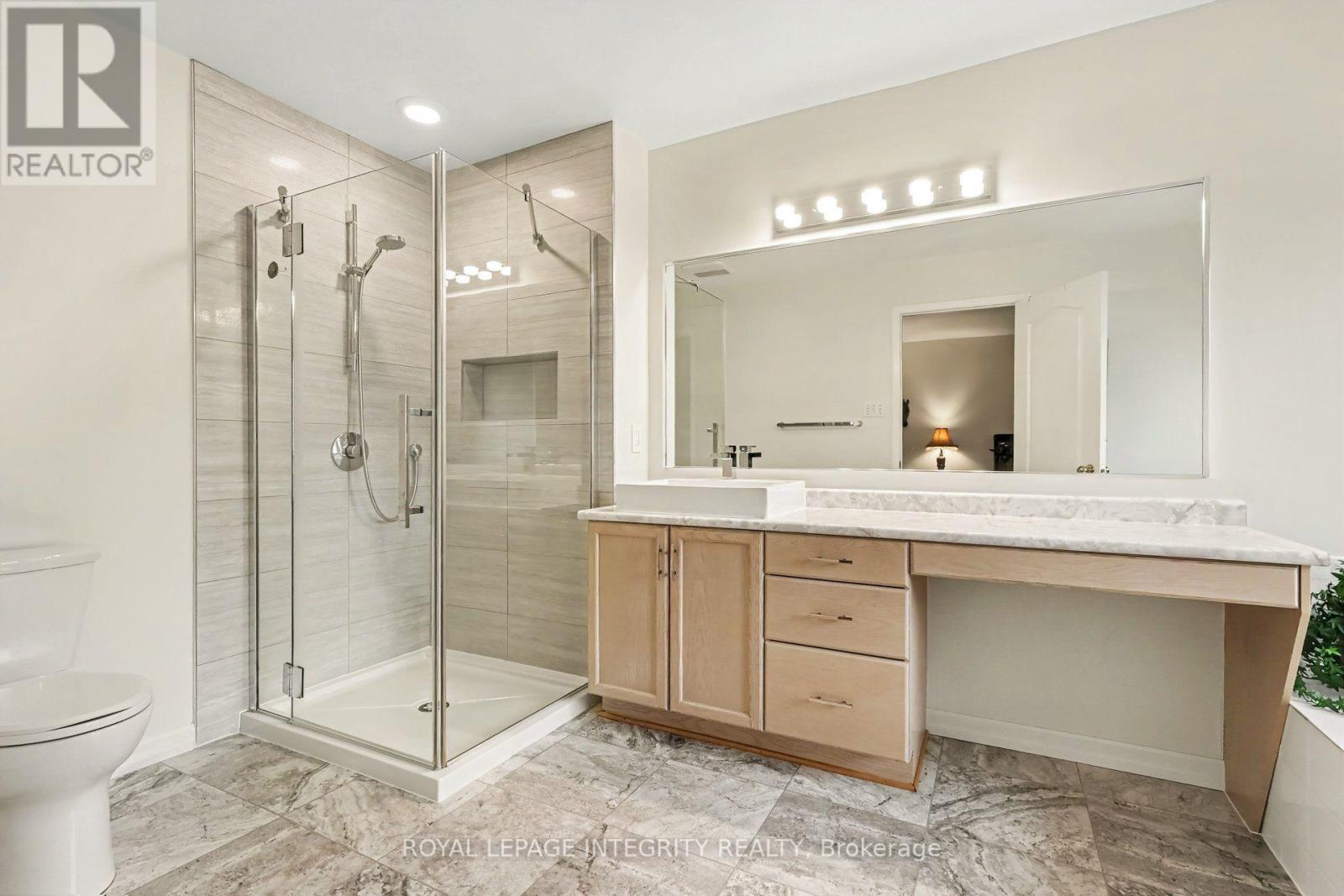 16 Streamwood Lane, Ottawa, Ontario  K1T 3R1 - Photo 18 - X13703158