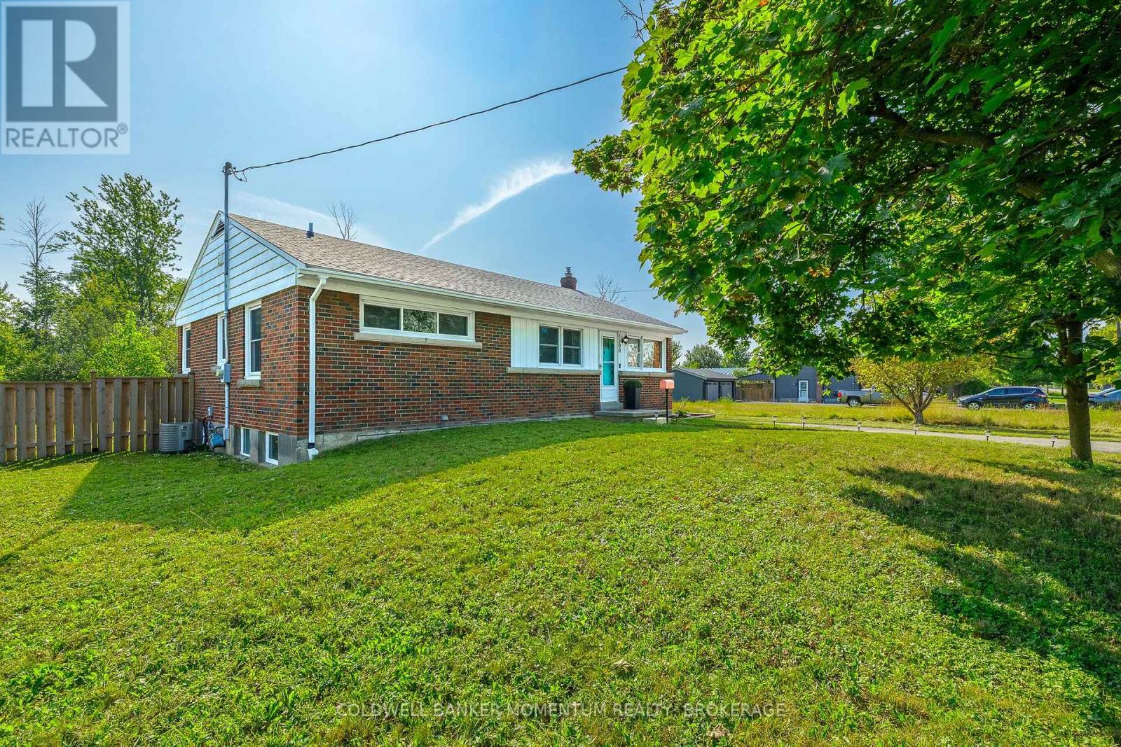 1300 Spears Road, Fort Erie (Crescent Park), Ontario  L2A 4N3 - Photo 4 - X13703146