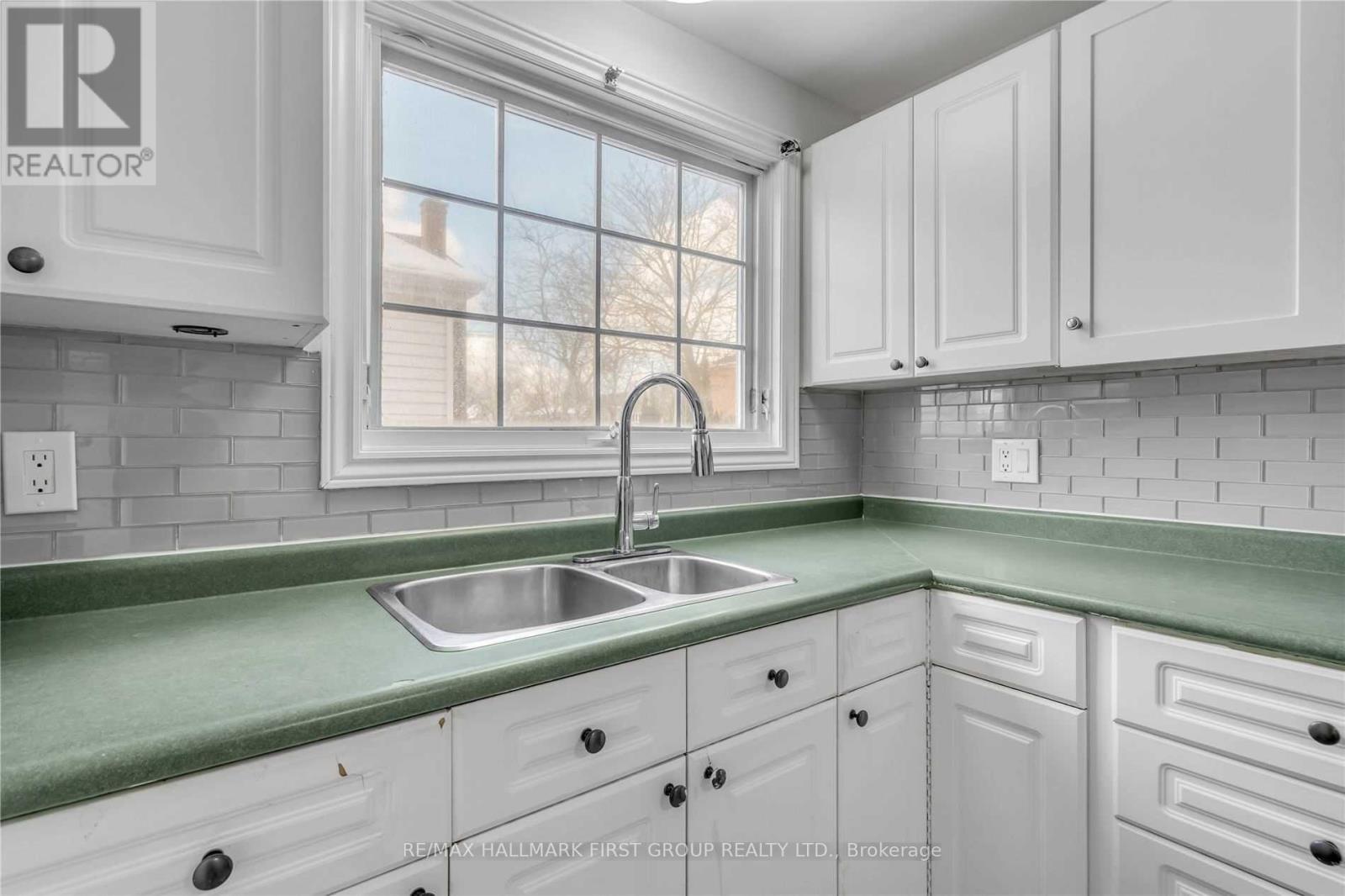 52 Malta Street, Toronto, Ontario M1N 2L4 - Photo 6 - E13703152