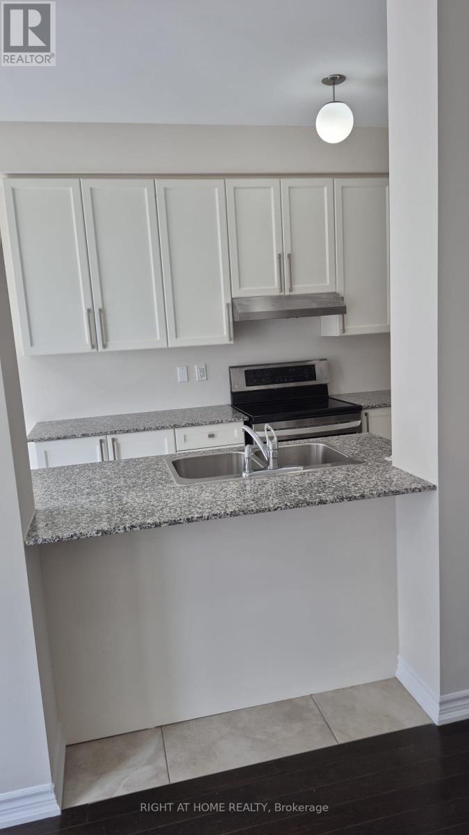 133 Allegranza Avenue, Vaughan, Ontario  L4H 4S1 - Photo 5 - N13703142