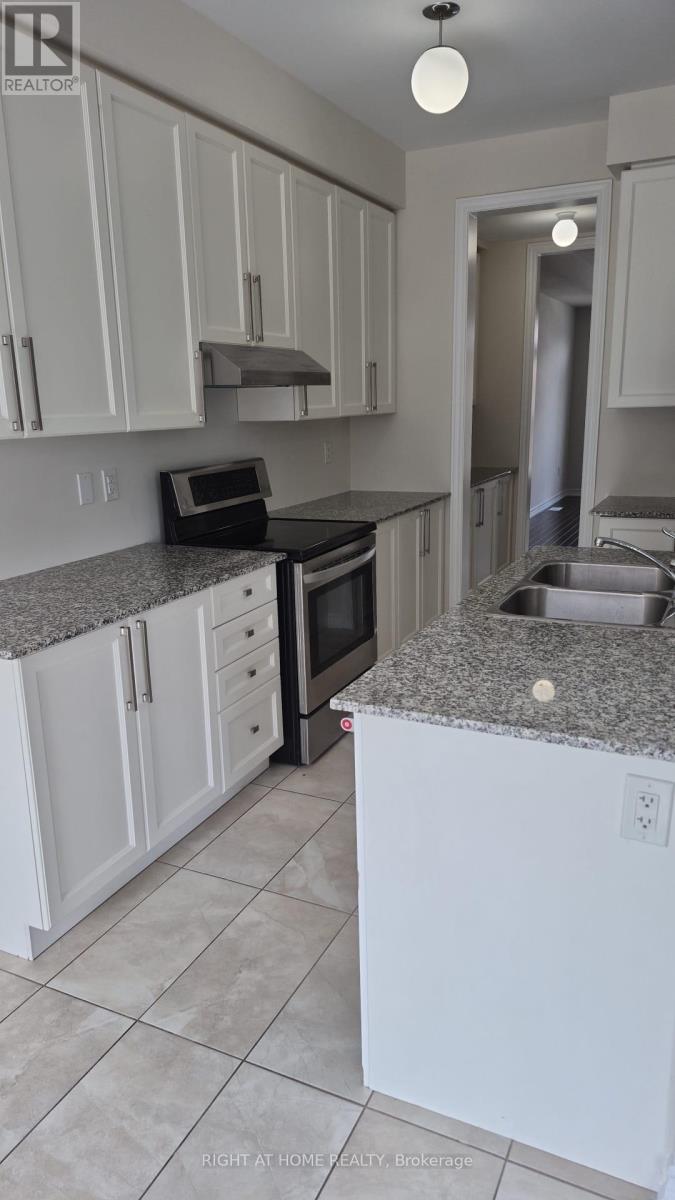133 Allegranza Avenue, Vaughan, Ontario  L4H 4S1 - Photo 6 - N13703142