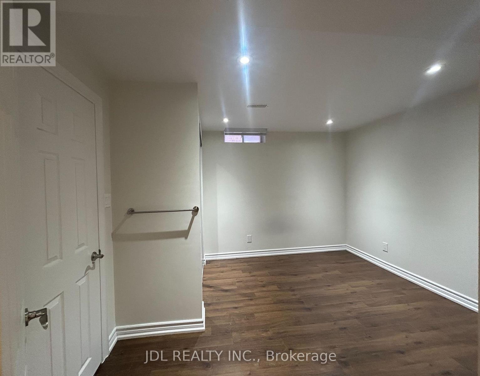 Entire Two-Bedroom Bsmt - 36 Bendamere Cre Crescent, Markham, Ontario L3P 6Y1 - Photo 5 - N13703150