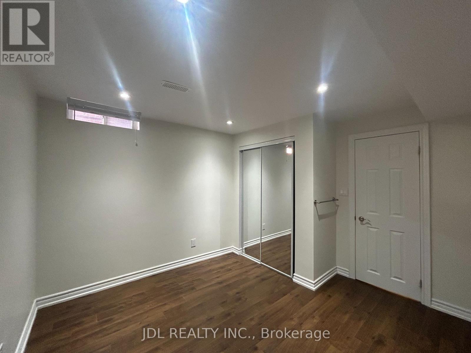Entire Two-Bedroom Bsmt - 36 Bendamere Cre Crescent, Markham, Ontario L3P 6Y1 - Photo 7 - N13703150