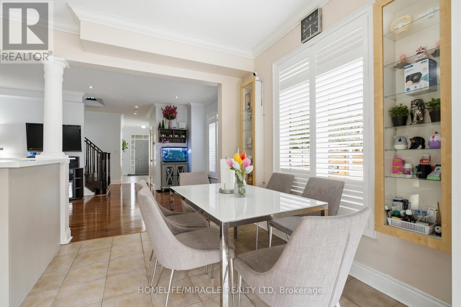 243 Venice Gate Drive, Vaughan, Ontario L4H 0G1 - Photo 13 - N13703156