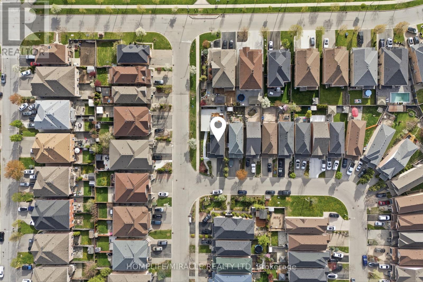 243 Venice Gate Drive, Vaughan, Ontario L4H 0G1 - Photo 48 - N13703156