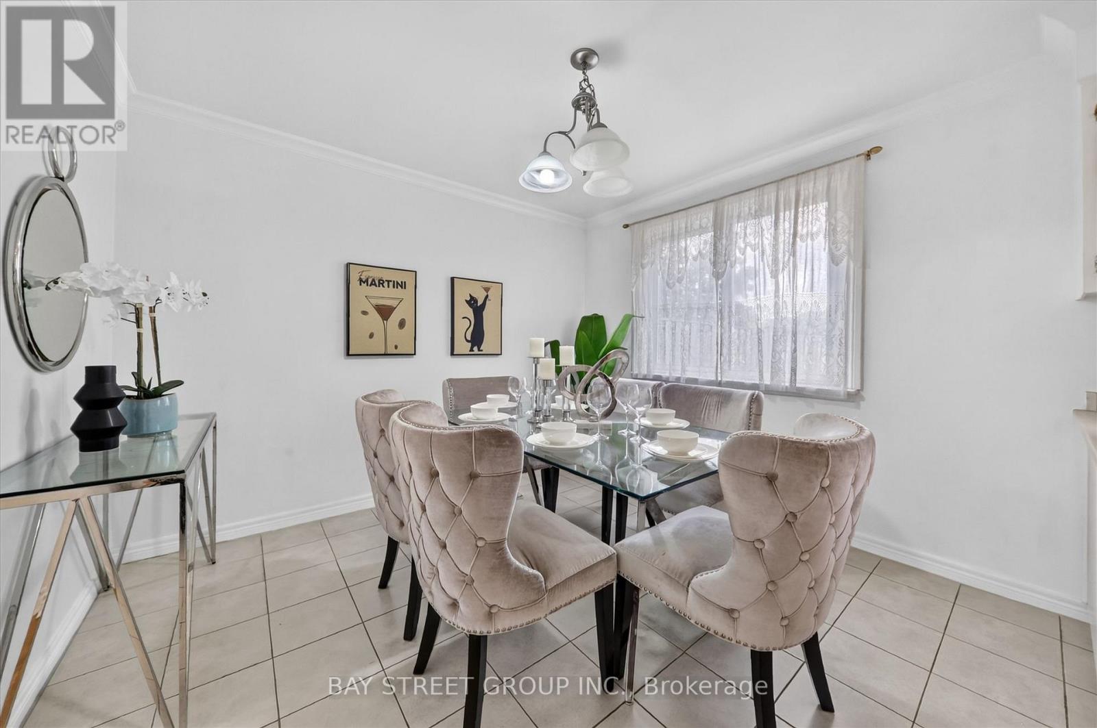 95 Tineta Crescent, Toronto, Ontario M1S 2Y5 - Photo 9 - E13703000