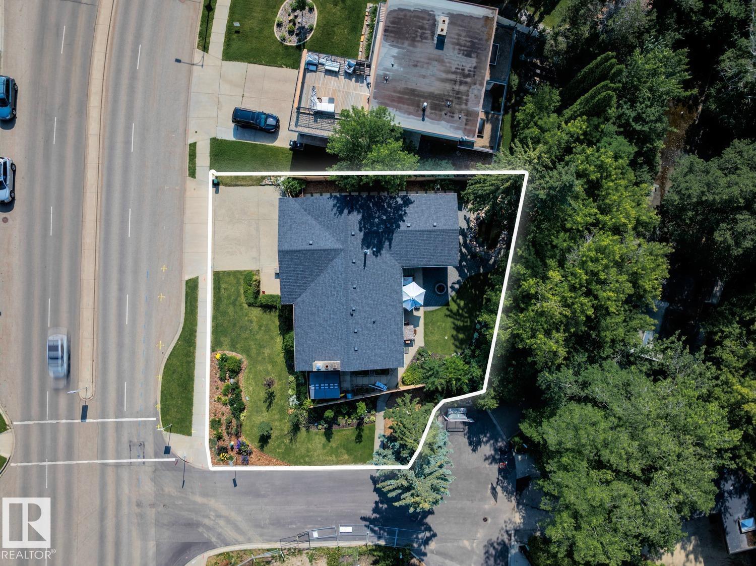 13615 Buena Vista Rd NW, Edmonton, Alberta  T5R 5R5 - Photo 60 - E4502121