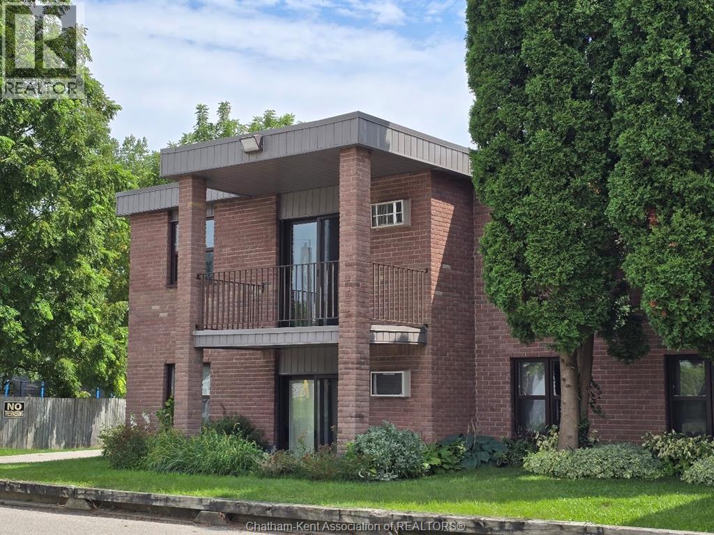 MLS# 26020469: 12 Montgomery DRIVE Unit# A207, Wallaceburg, Canada