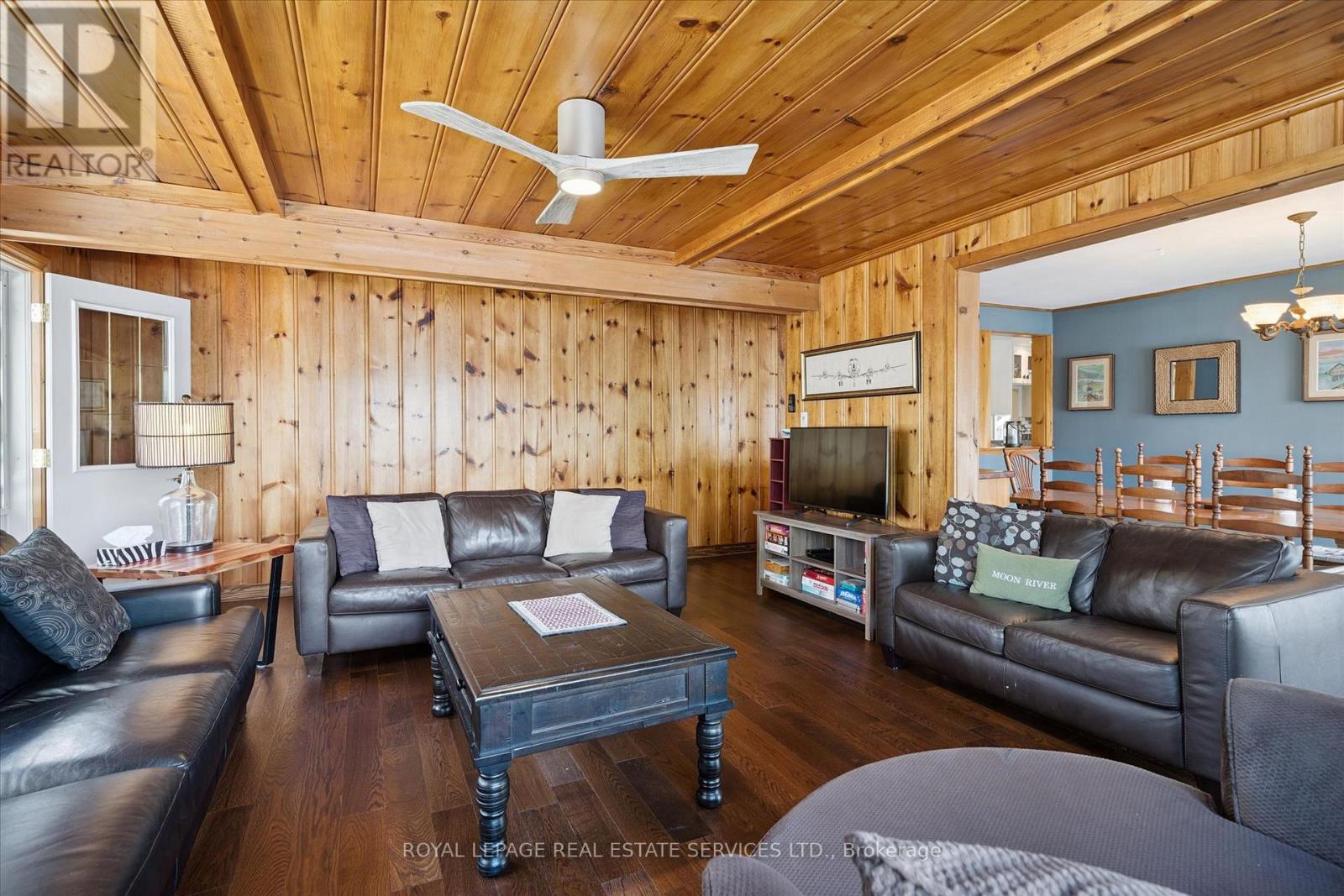 1383 Moon River Road, Muskoka Lakes, Ontario  P0C 1A0 - Photo 12 - X13526638