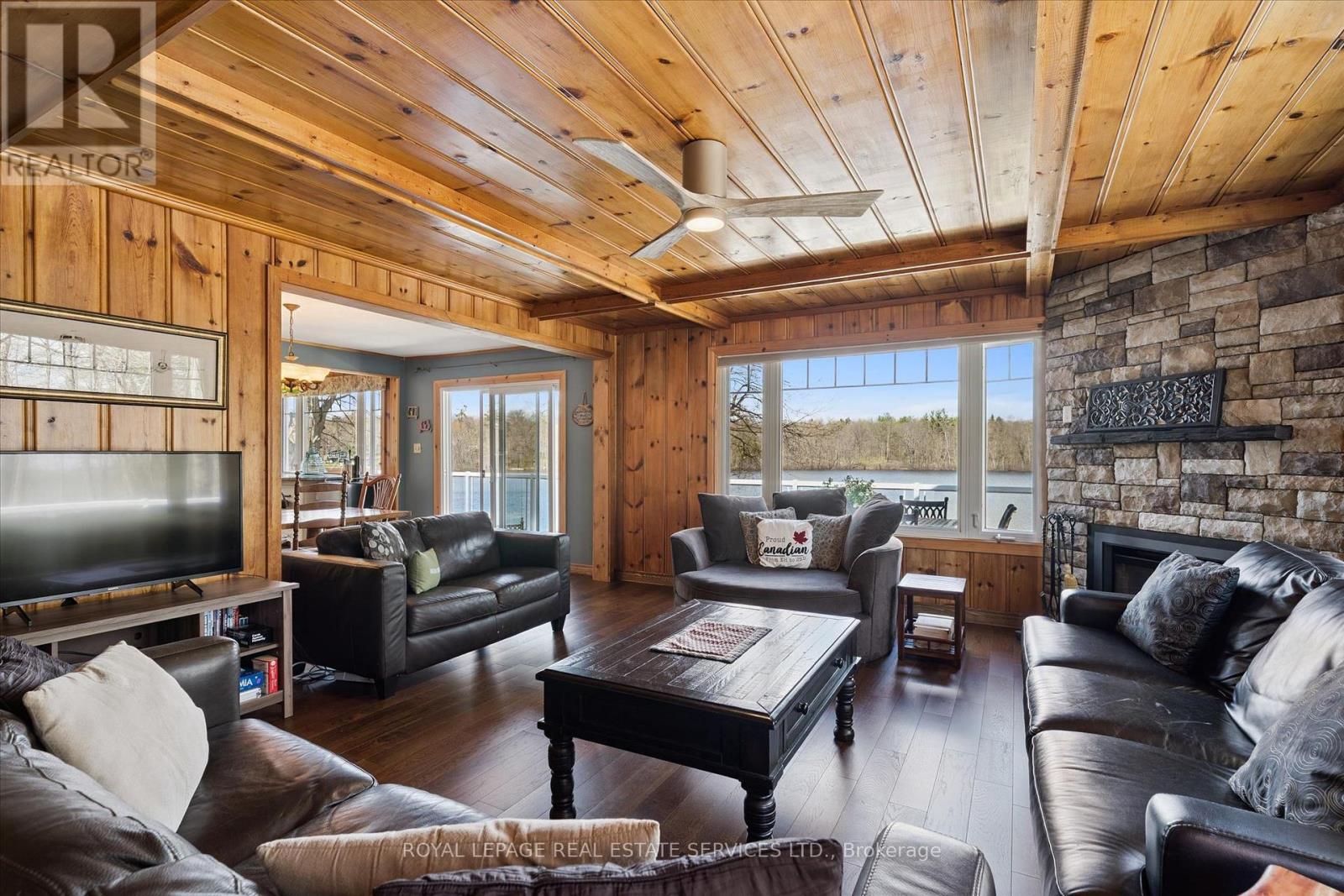 1383 Moon River Road, Muskoka Lakes, Ontario  P0C 1A0 - Photo 10 - X13526638