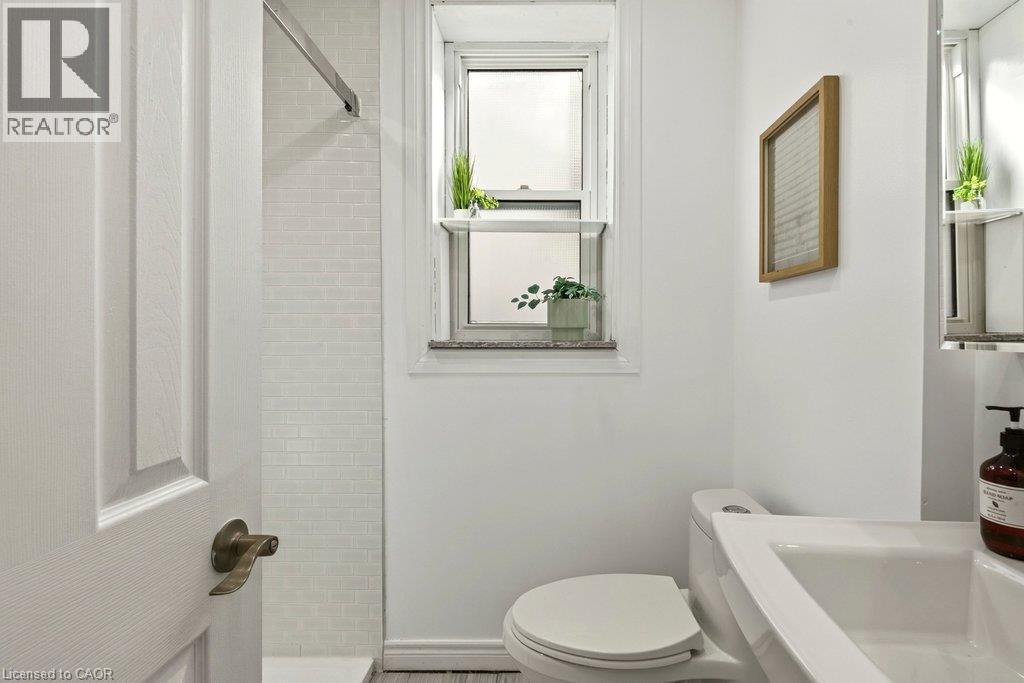 57 Balsam Avenue S, Hamilton, Ontario  L8M 3B2 - Photo 25 - 40856675