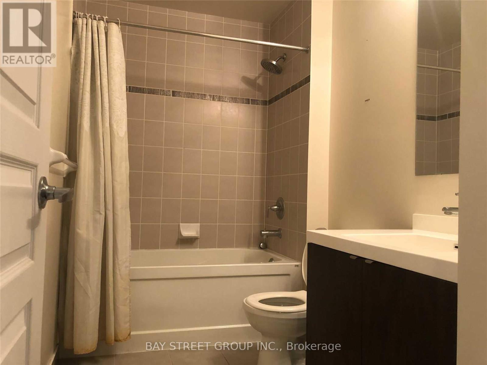 2217 - 352 Front Street W, Toronto, Ontario  M5V 1B5 - Photo 10 - C13703216